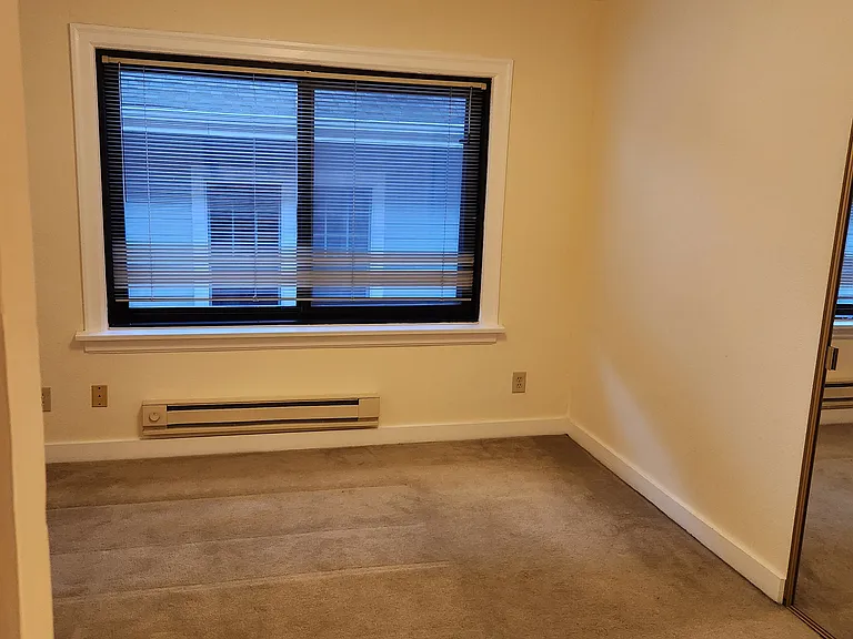 2329 10th Ave E #301 — Photo 10