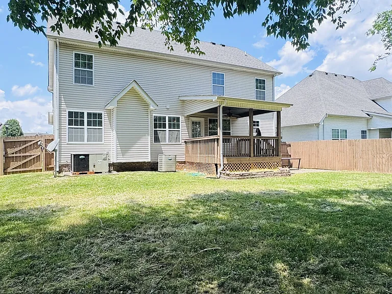 2469 Senseney Dr — Photo 31