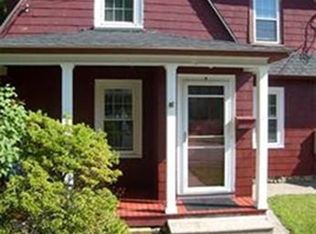 4 Arthur St #1, Maynard, MA 01754