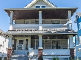 2215 W 101st St, Cleveland, OH