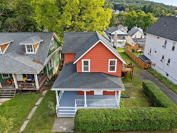 2nd image of 1296 Vestal Ave