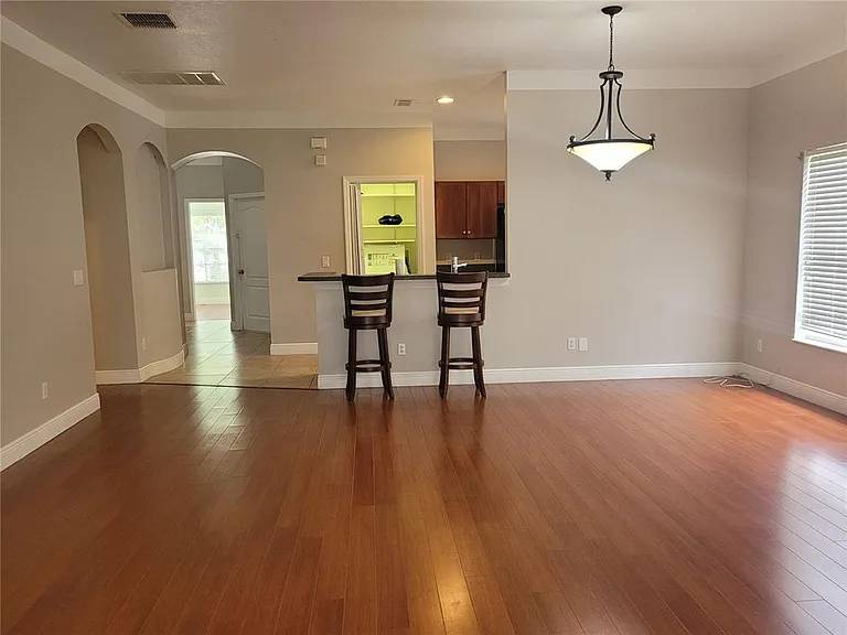 20722 Great Laurel Ave — Photo 6