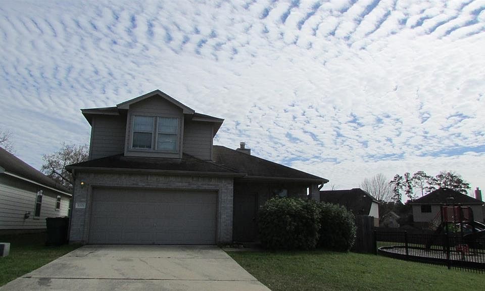 1st image of 1001 Oak Glen Dr