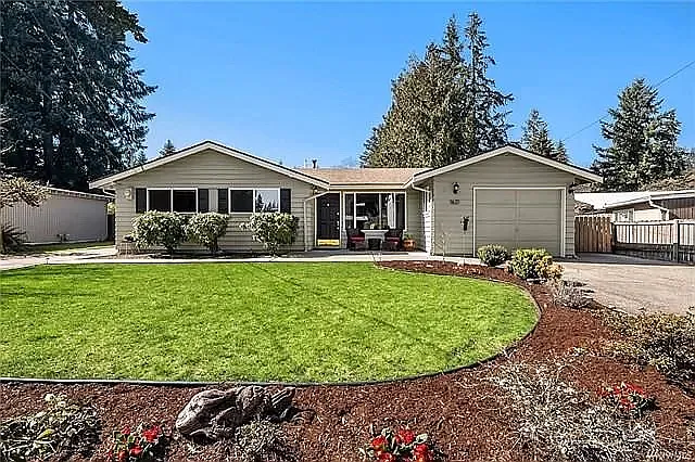 1621 166th Ave NE photo 1