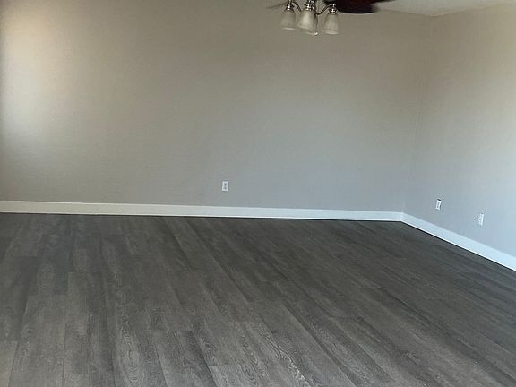 4th image of 10102 N 116th Ln