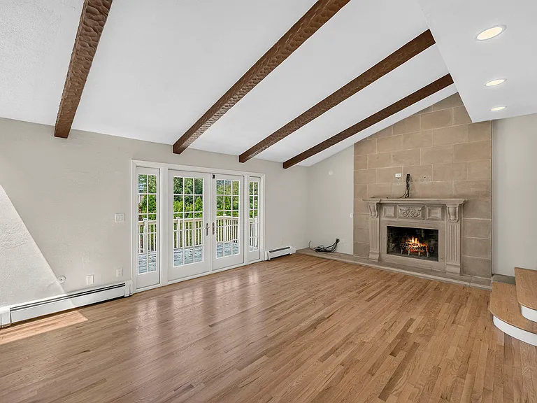 280 Ash St — Photo 4