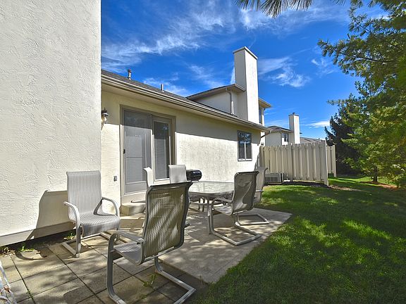 3rd image of 4825 Bay Grove Ct