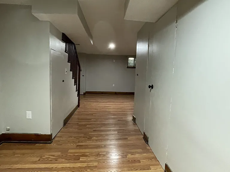 2644 W Lafayette Ave — Photo 14