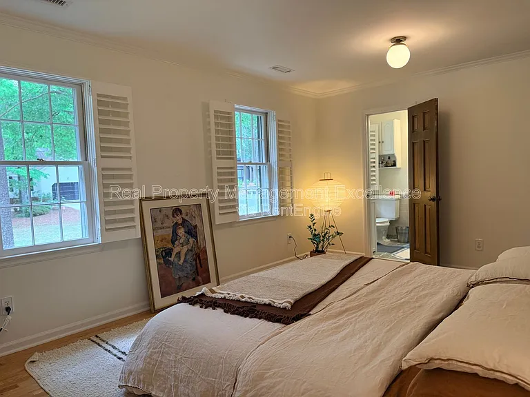 1208 Nottingham Dr — Photo 20