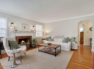 17 Alden Ter, Little Silver, NJ 07739