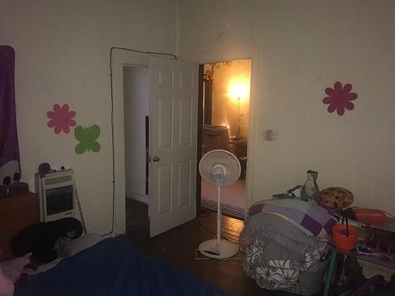 4th image of 700 E 18th Ave