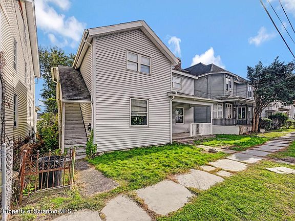 4th image of 326 N Hyde Park Ave