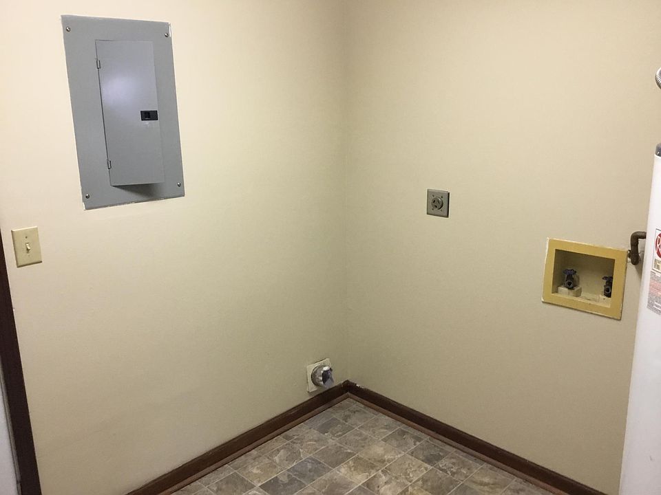 1st image of 1205 Todd Ln APT B
