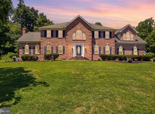 6340 Hunters Ridge Ln, Stewartstown, PA 17363