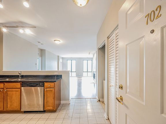 5th image of 343 W Old Town Ct APT 702