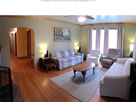 2nd image of 1521 Hilltop Dr