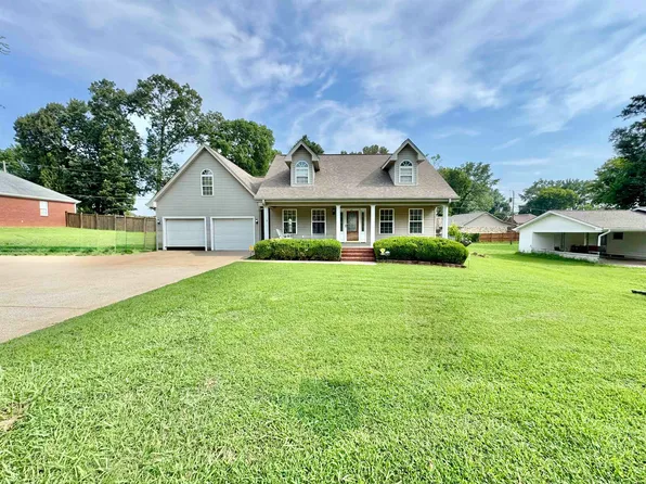 803 Ford Ave, Muscle Shoals, AL 35661