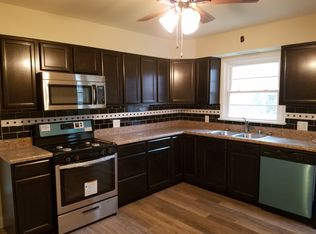 1004 E 8th St, Washington, MO 63090