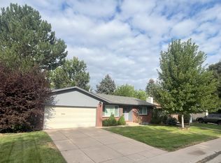 2423 S Oneida St, Denver, CO 80224