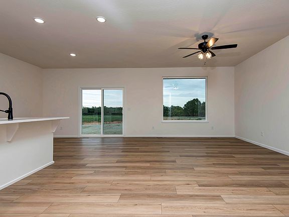 5th image of 845 E Virginia Lane Lot 196
