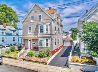 41 Robinson St FLOOR 2, Lynn, MA 01905