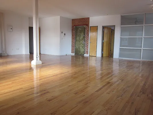 Rented by Sotheby's International Realty | media 13