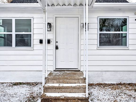 4th image of 759 Cosler Dr
