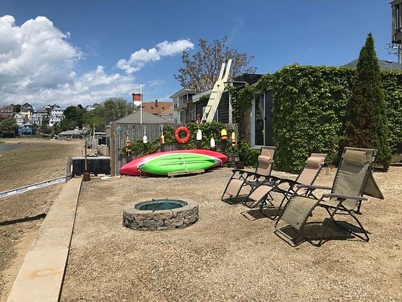 5th image of 833 Shirley St #2B-1BA-900SQFT