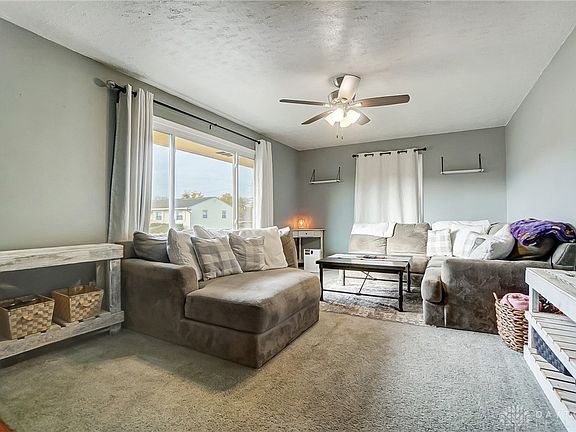 4th image of 681 Wynwood Ct