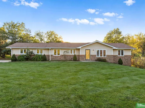 13512 S 127th St, Springfield, NE 68059