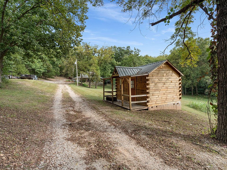 1st image of 26669 Cave Creek Rd