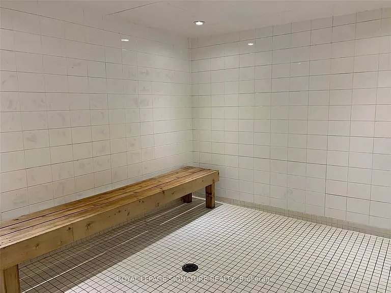 225 Wellesley St E #1004 — Photo 10