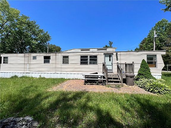 4th image of 9607 Hollick St
