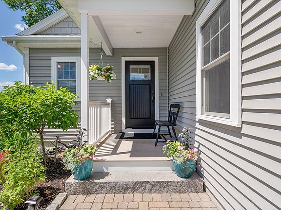 4th image of 23 Callaway Drive #23