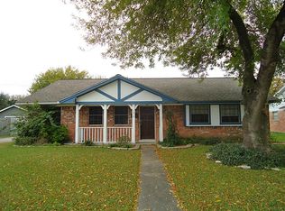 1013 Phyllis St, Deer Park, TX 77536