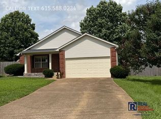 2824 Canary Ct, Columbia, TN 38401