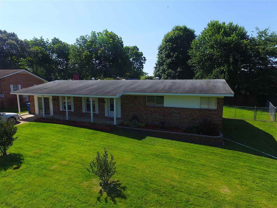 1st image of 2414 Covington Mdws