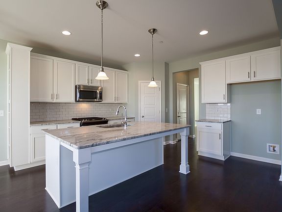 3rd image of 909 Easton Dr Lot 365