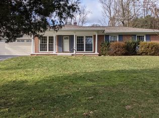 6606 Belleview Dr, Columbia, MD 21046