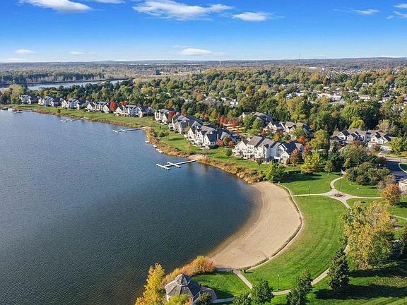 5th image of 26598 Island Lake Dr #3