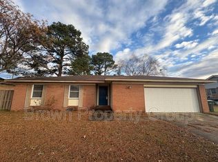 6552 Grist Mill Rd, Fayetteville, NC 28314