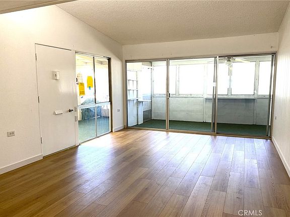 4th image of 1560 Interlachen Rd #M12-66k
