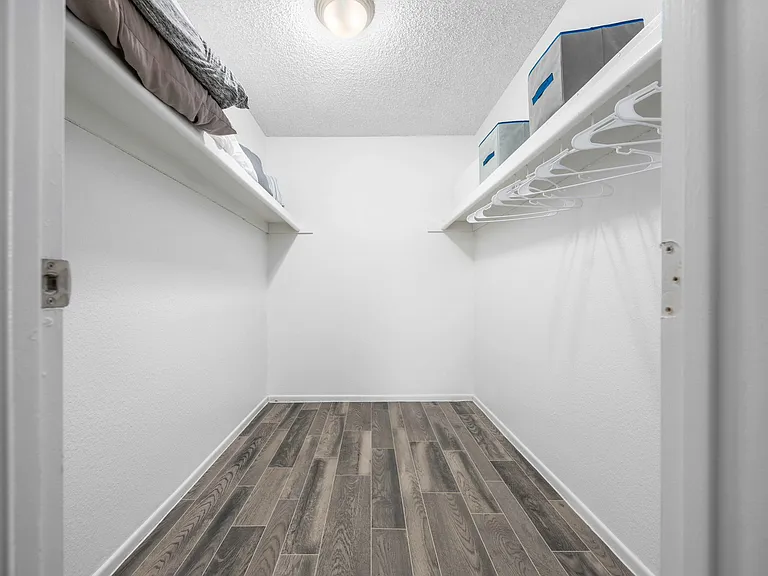 Peoria Grand Apartments — Photo 11