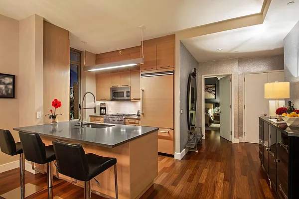 Rented by Douglas Elliman | media 3