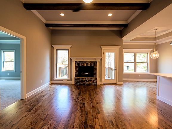 4th image of 2612 Wendell Way
