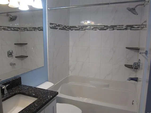 5601 N Ocean Blvd — Photo 3
