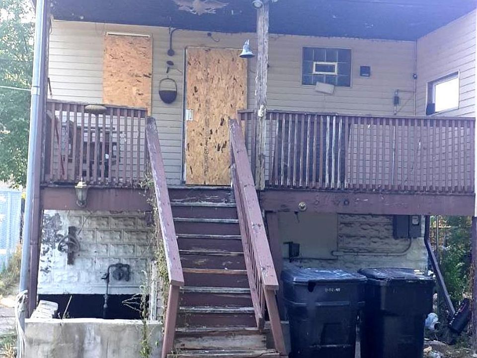 1st image of 8708 S Mackinaw Ave