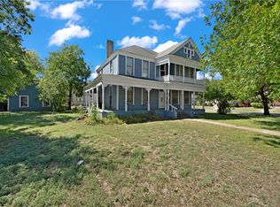 2624 N 17th St, Waco, TX 76708