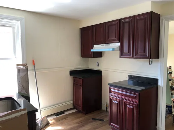 323 Market St, 323 Market St APT 4, Trenton, NJ 08611