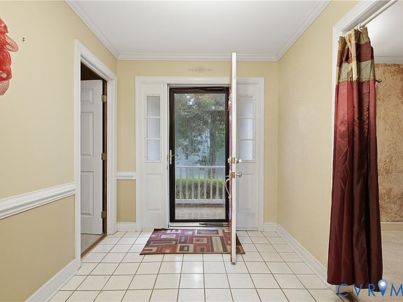 3rd image of 7814 Little Ridge Ct